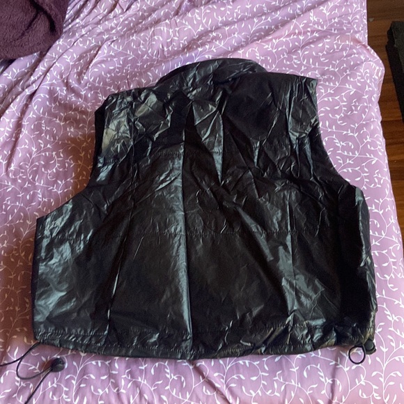 ChicMe zip up sleeveless puffer vest black M New - Picture 4 of 5